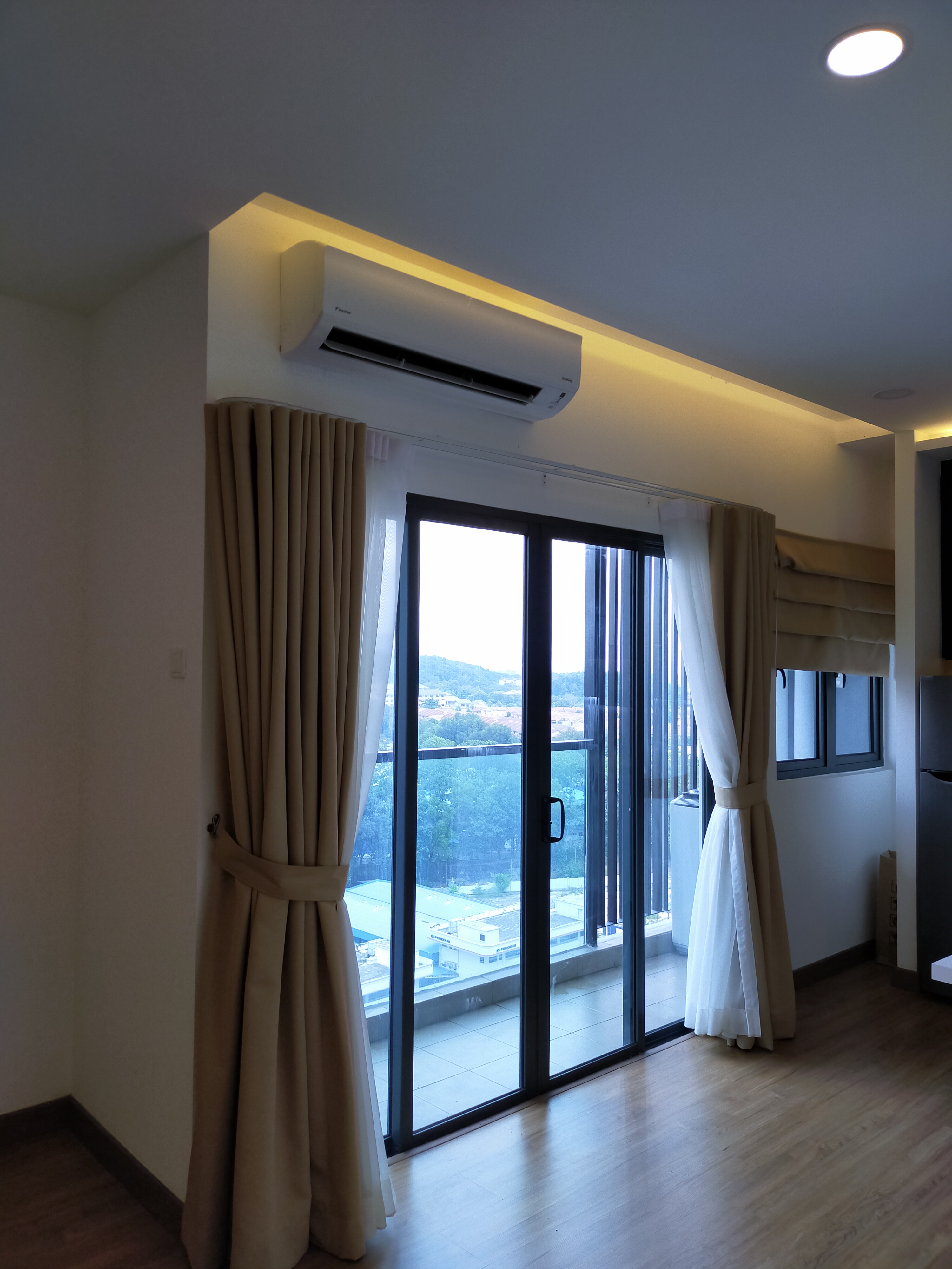 Symphony Tower 10