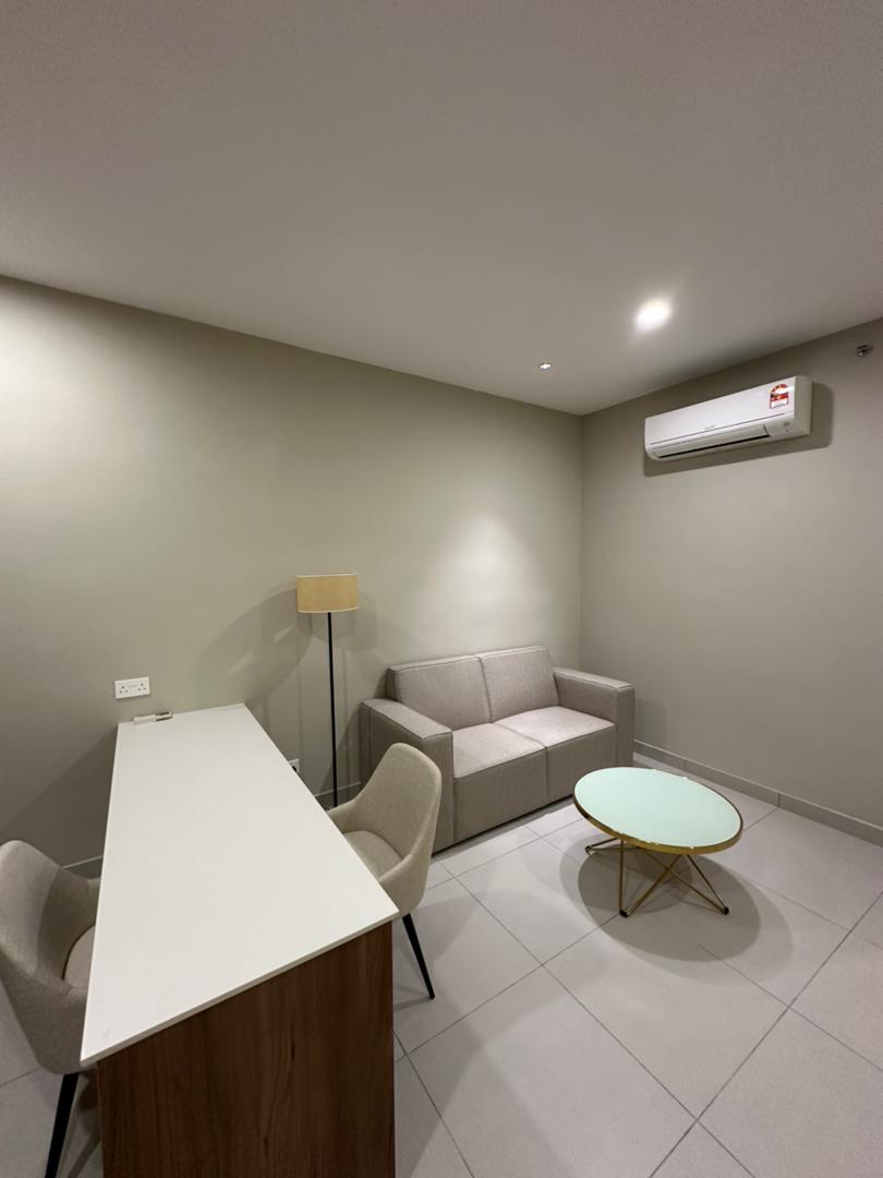 Dorsett Waterfront Subang 4