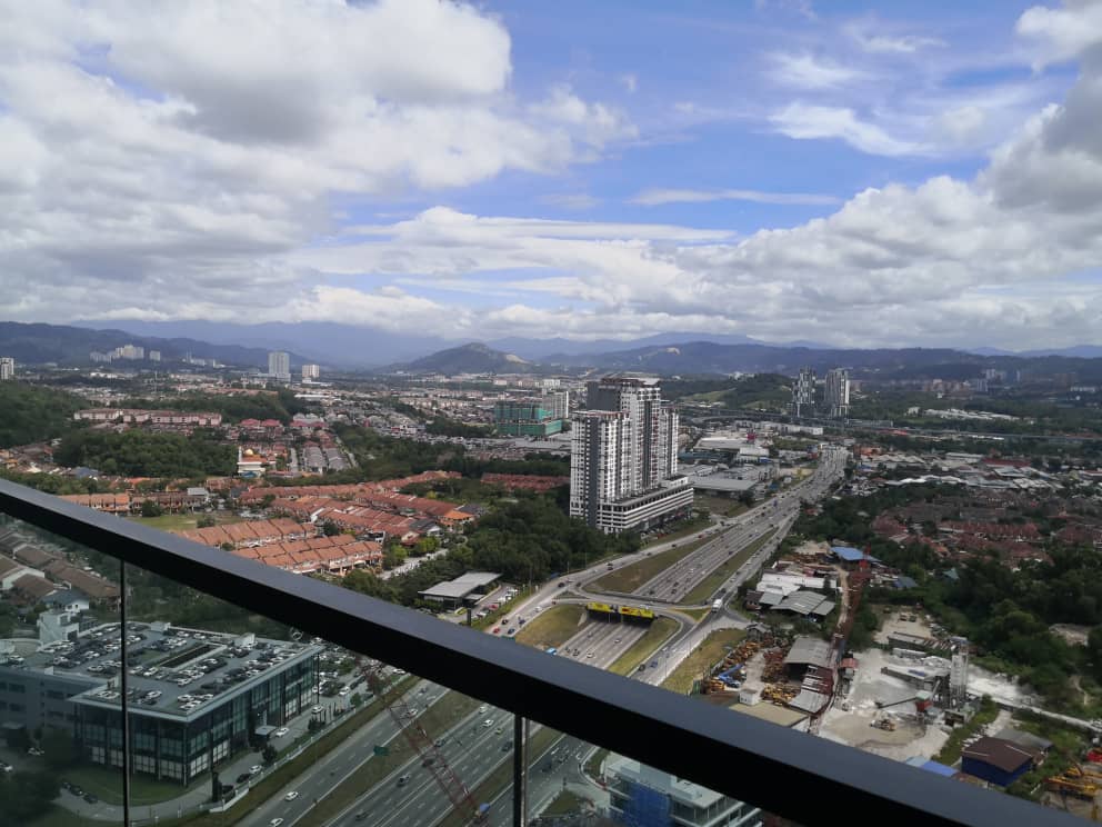 Symphony Tower 17