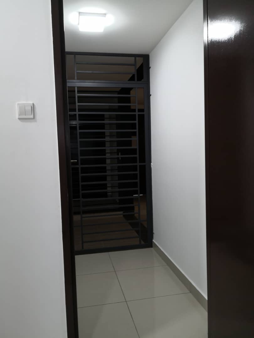 Symphony Tower 18