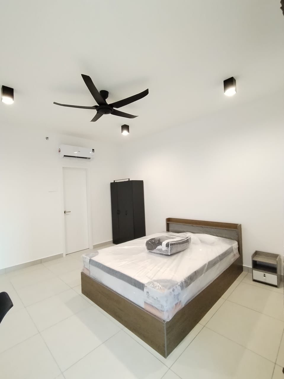 Dorsett Waterfront Subang 6