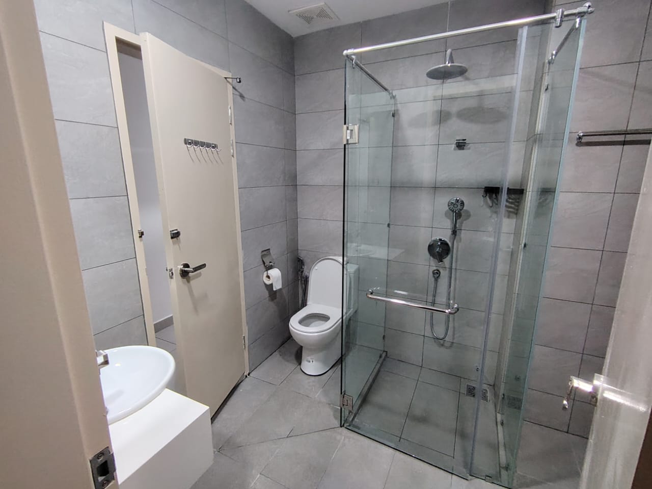 Dorsett Waterfront Subang 9