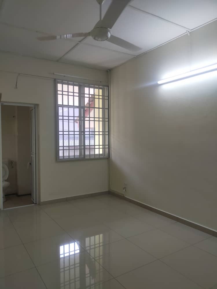 Bandar Mahkota Cheras 9