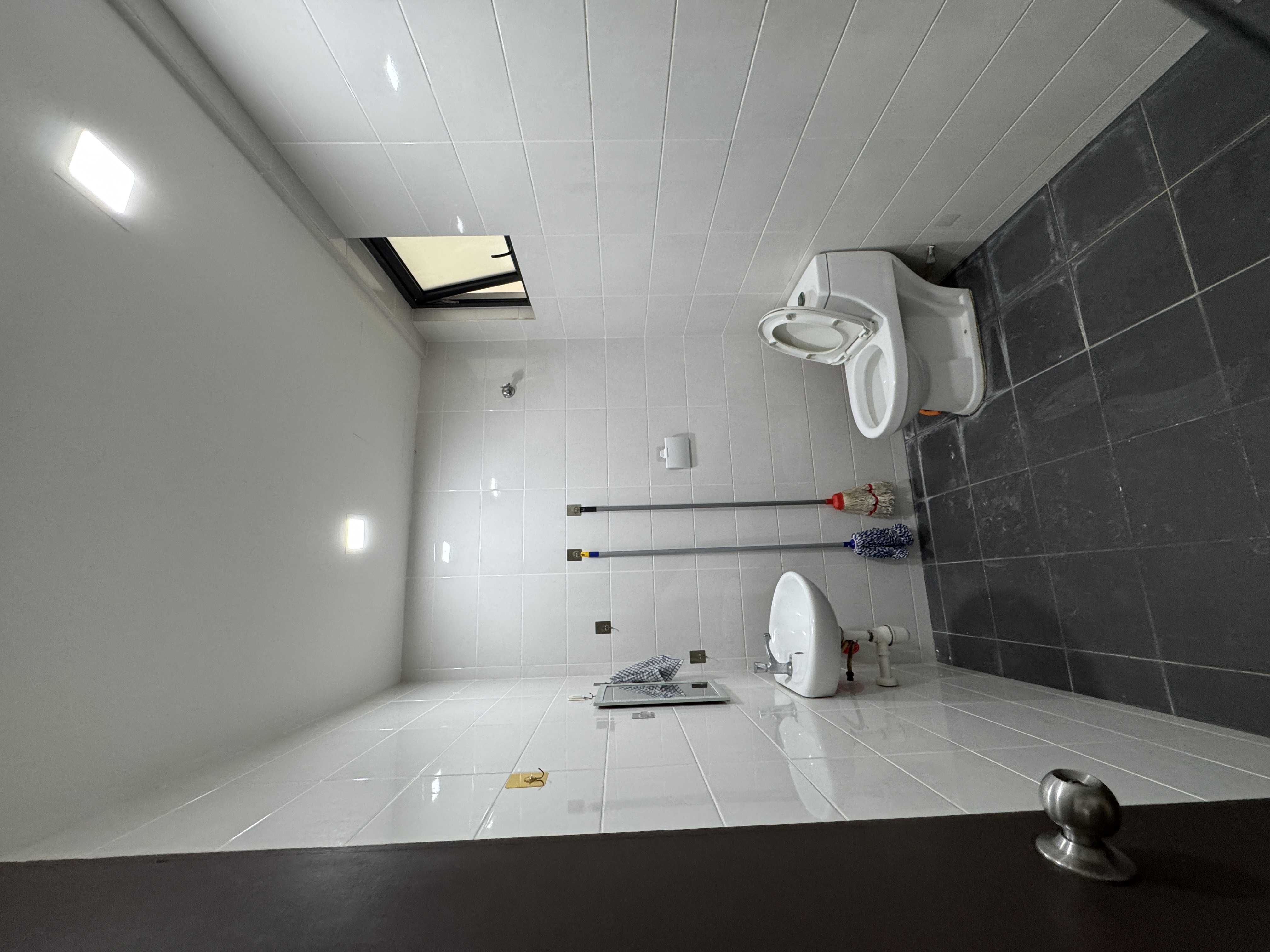 Landmark Residence 2 4