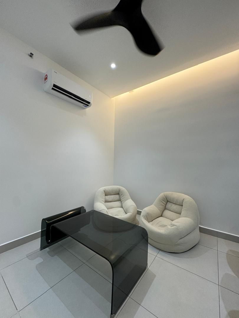 Dorsett Waterfront Subang 10
