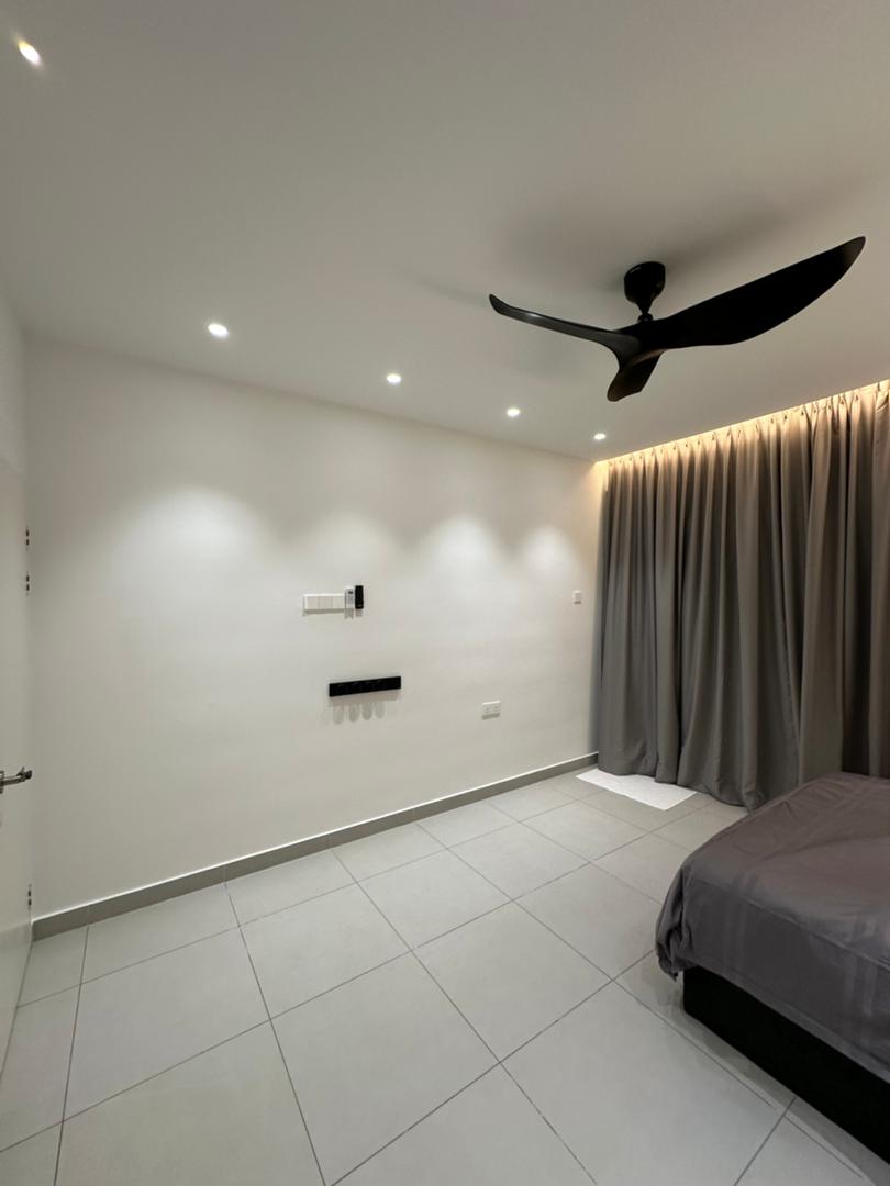 Dorsett Waterfront Subang 17
