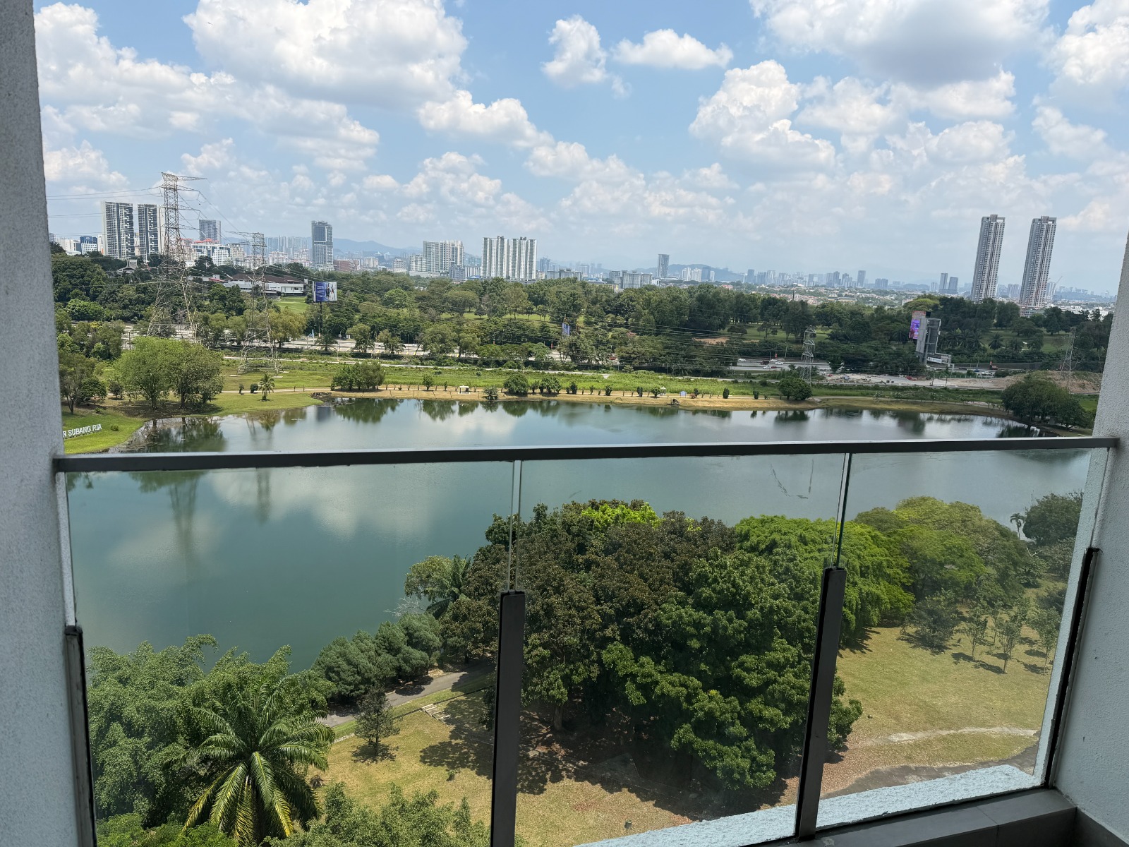 Dorsett Waterfront Subang 9