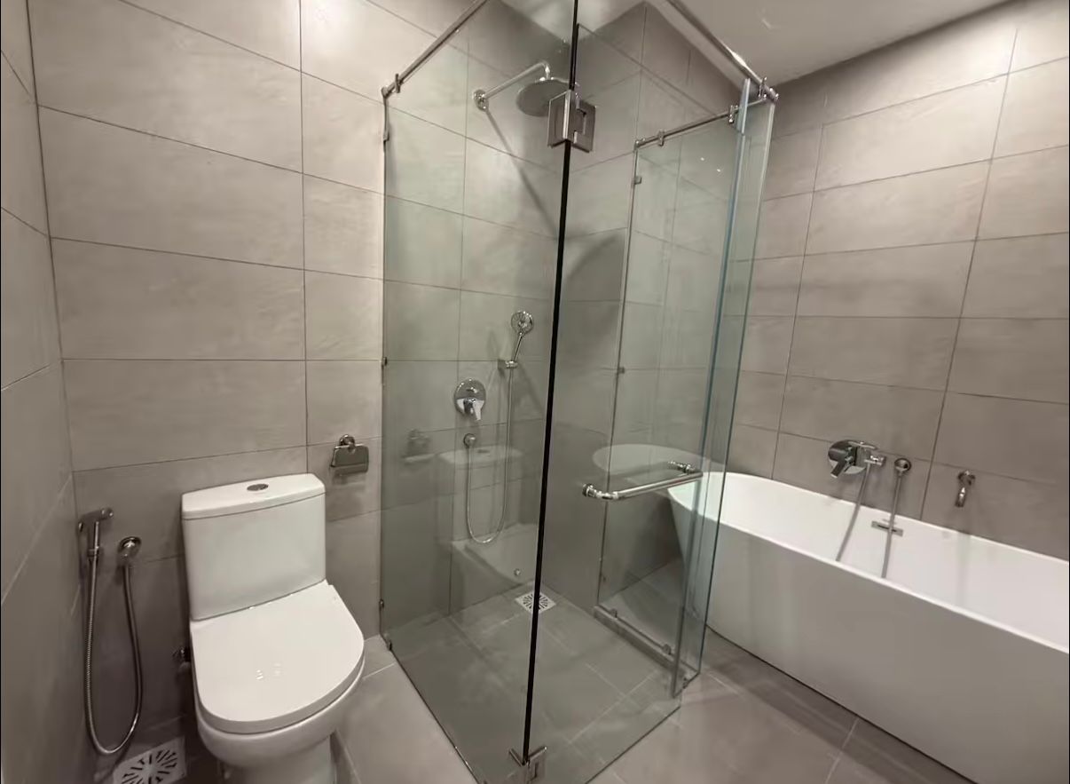 Dorsett Waterfront Subang 6