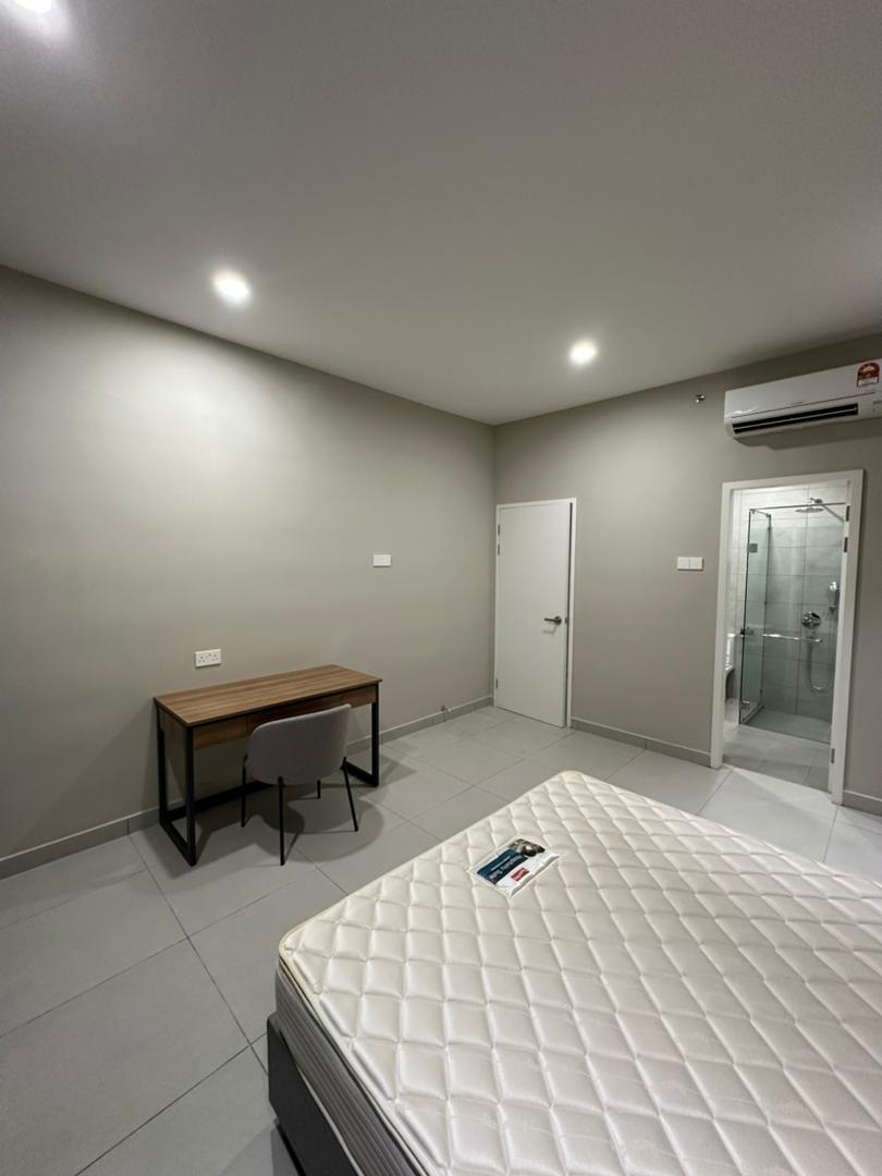 Dorsett Waterfront Subang 7