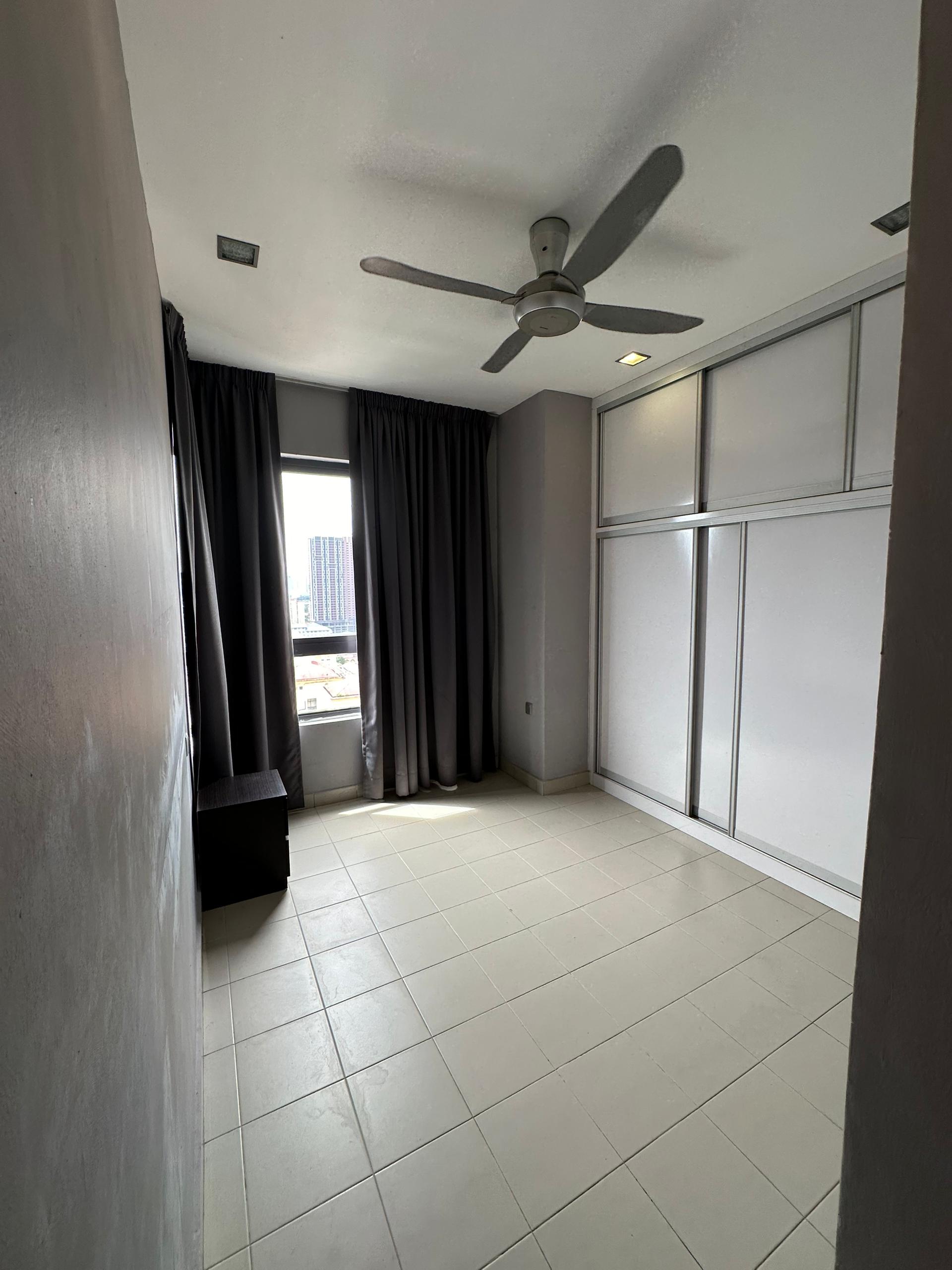 Residence 8 11