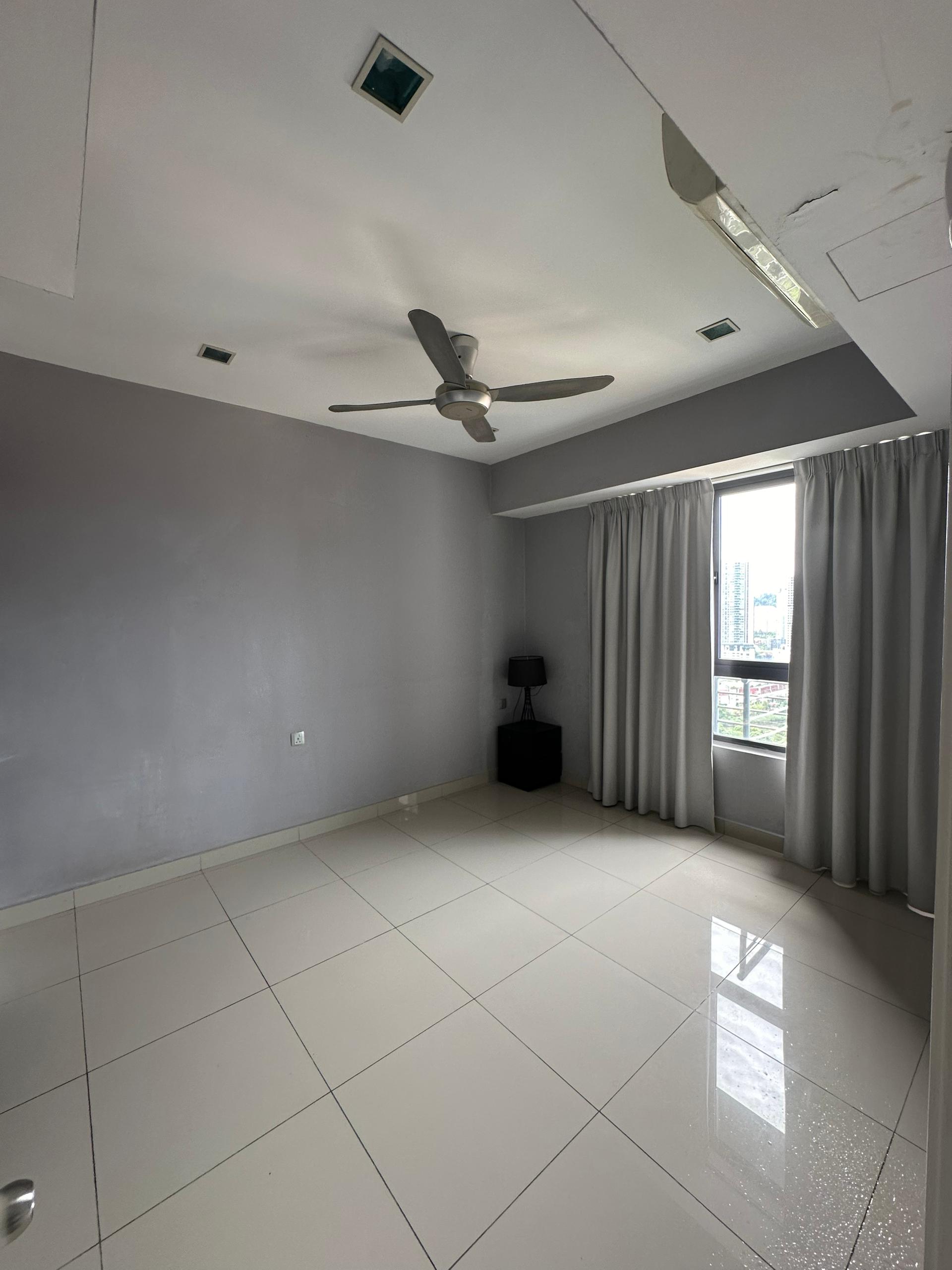 Residence 8 6