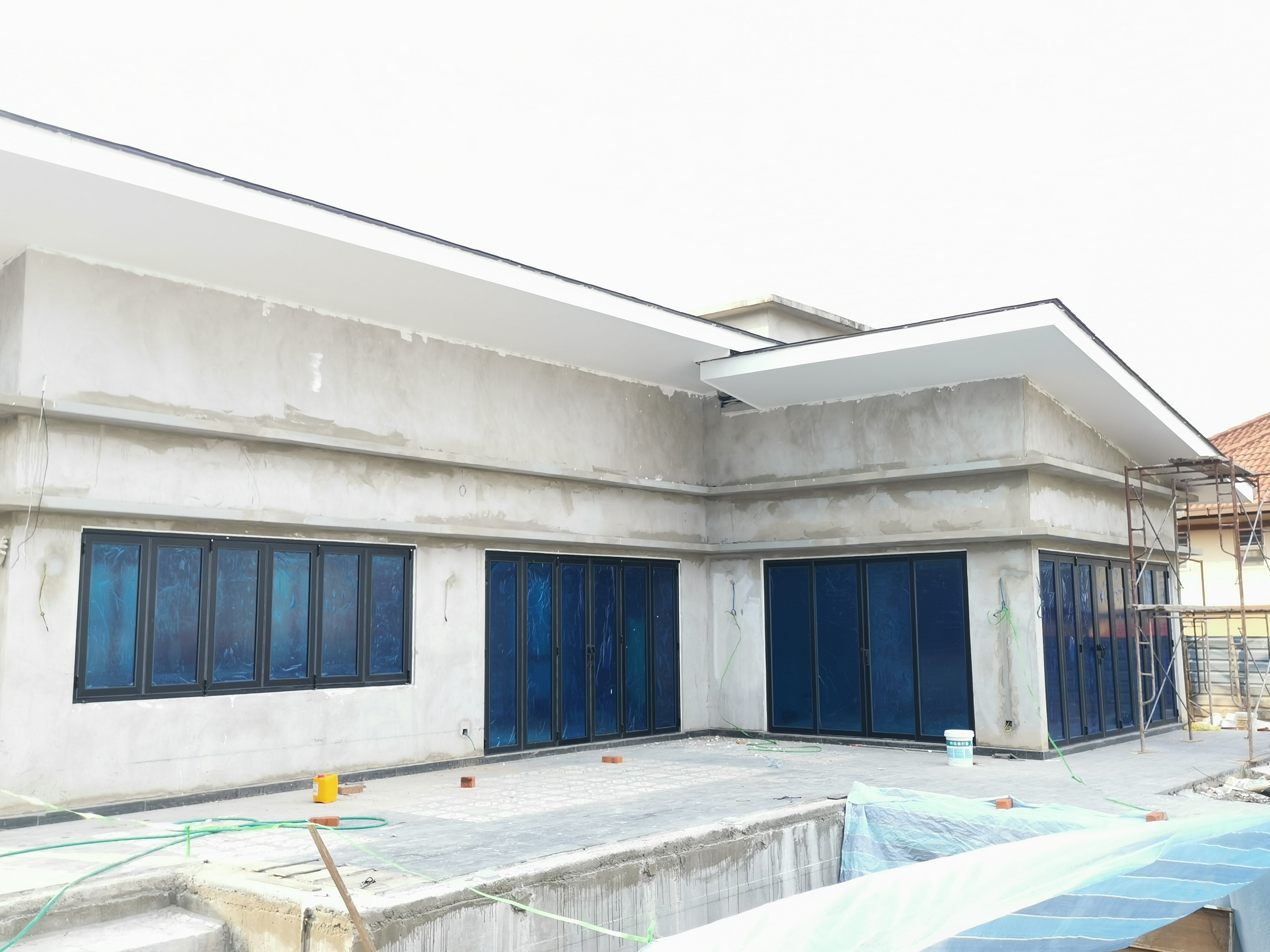 Sliding Door renovation by GLT Management